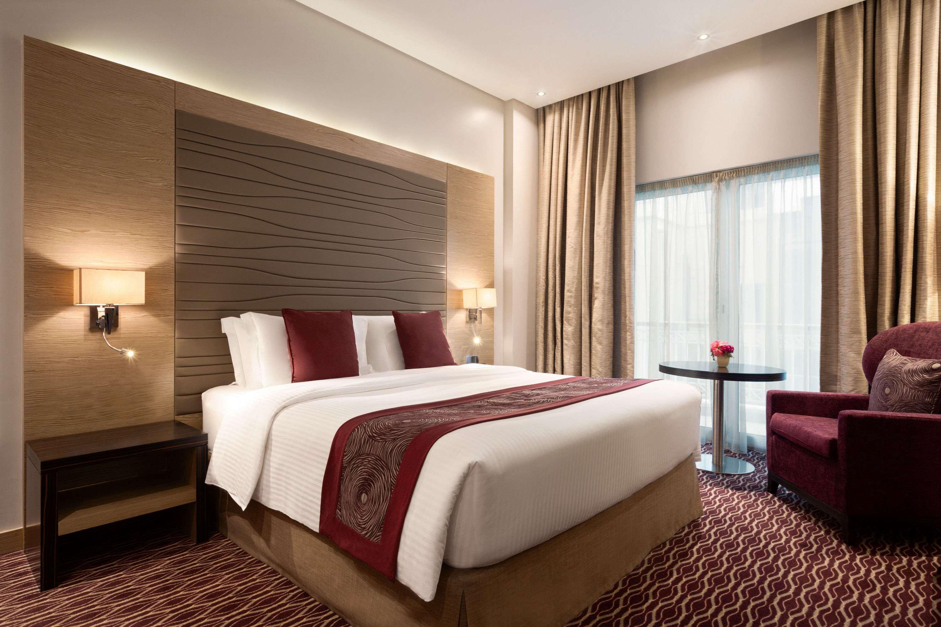 Ramada By Wyndham Manama City Centre Exteriör bild