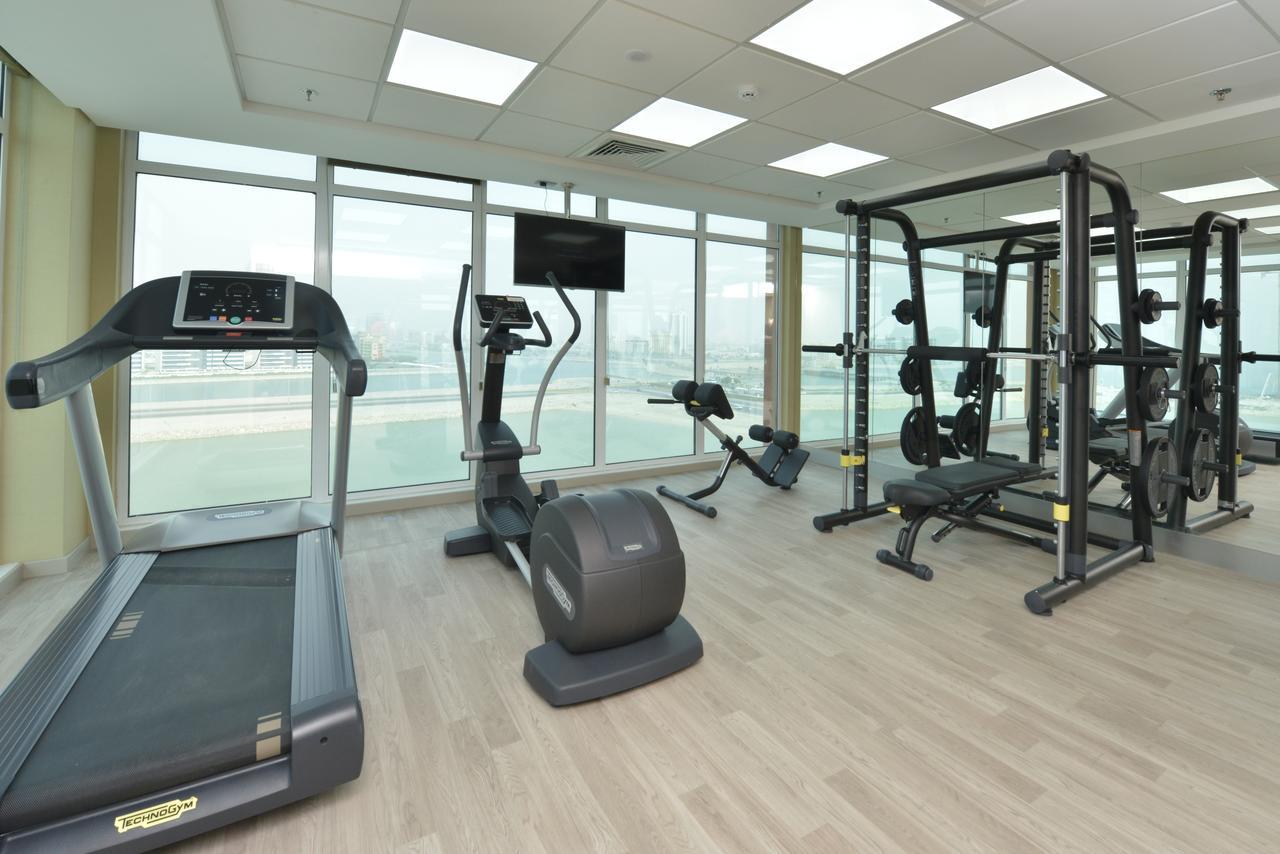 Ramada By Wyndham Manama City Centre Exteriör bild