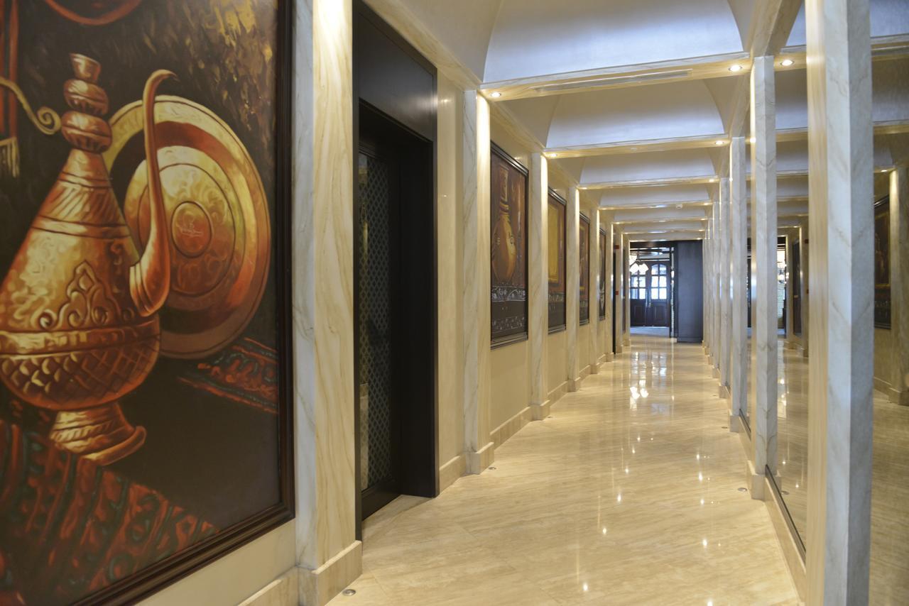 Ramada By Wyndham Manama City Centre Exteriör bild