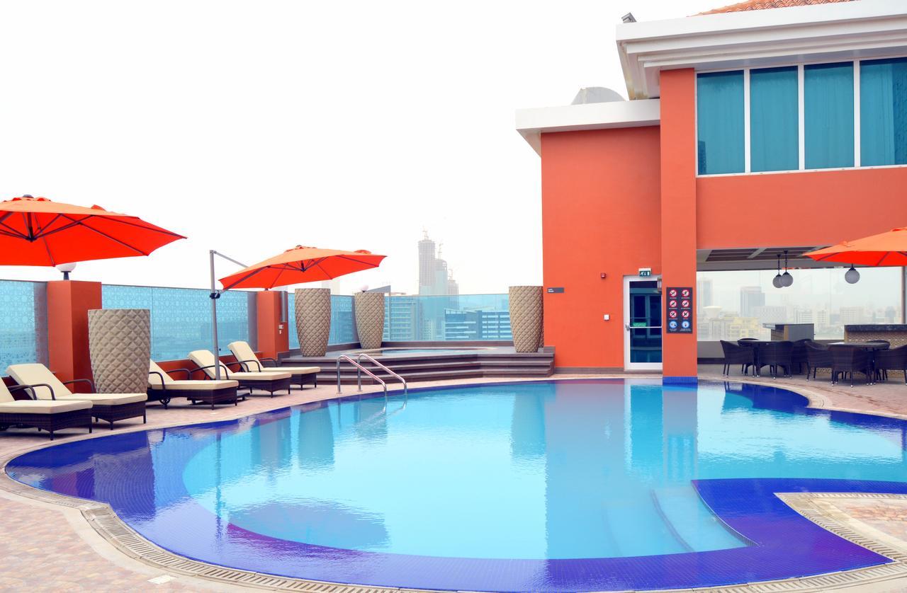 Ramada By Wyndham Manama City Centre Exteriör bild