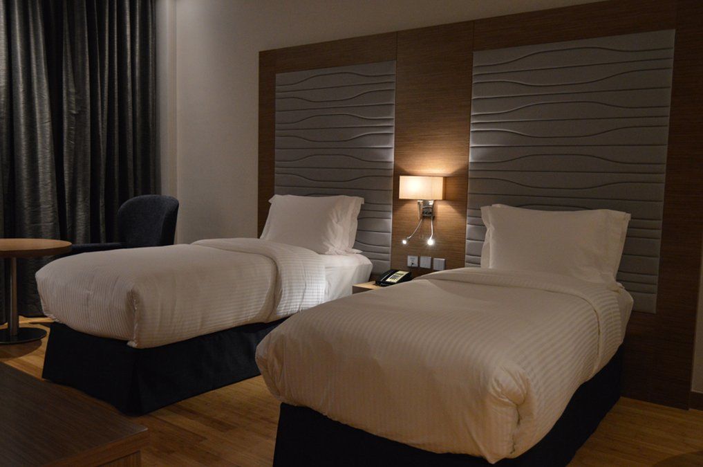 Ramada By Wyndham Manama City Centre Exteriör bild