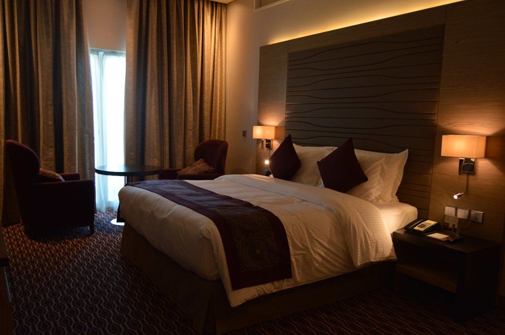 Ramada By Wyndham Manama City Centre Exteriör bild