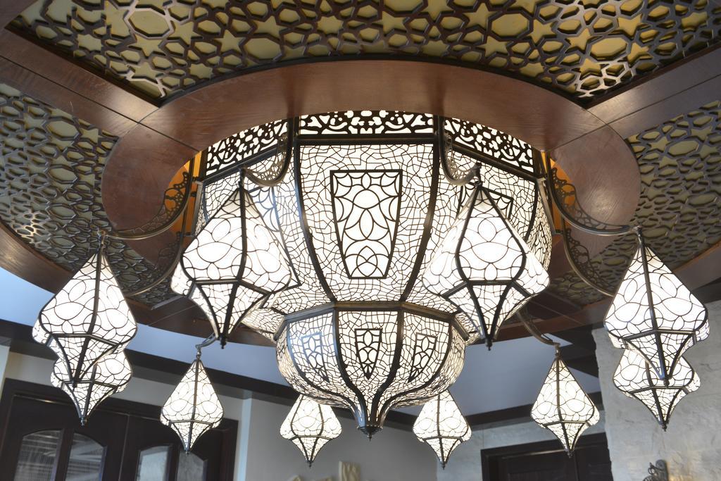 Ramada By Wyndham Manama City Centre Exteriör bild